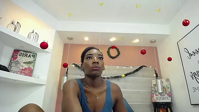 AlexandraCambell online show from December 20, 1:08 am