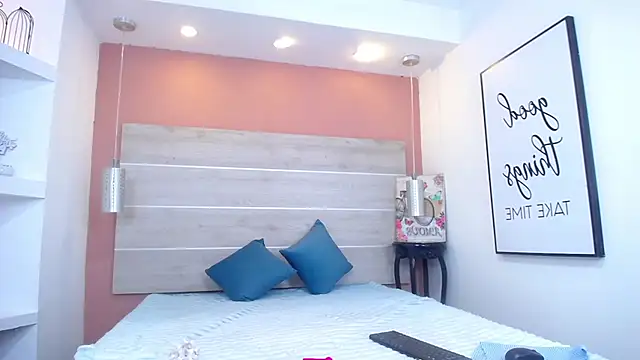 AlexandraCambell online show from November 19, 12:16 pm