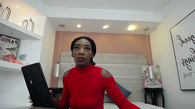 AlexandraCambell online show from October 25, 1:45 pm