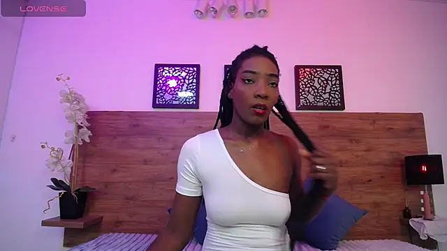AlexandraCambell online show from September 23, 7:32 pm