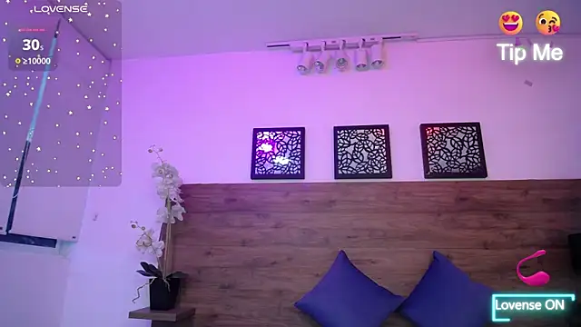 AlexandraCambell online show from September 17, 7:38 pm