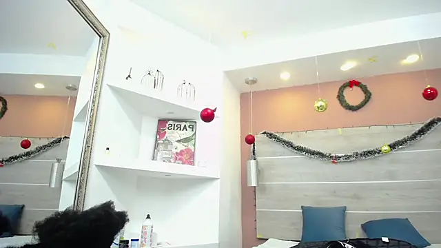 AlexandraCambell online show from January 10, 11:11 pm