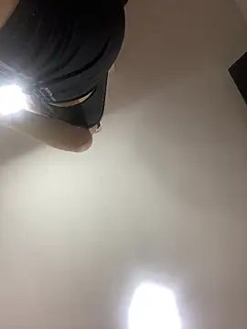 karla-thomsom10 online show from February 11, 10:20 pm