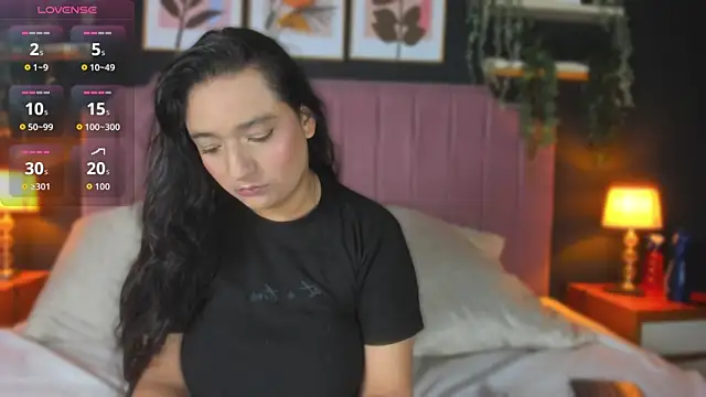 scarlet dh online show from April 14, 11:43 pm