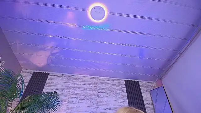 Snapshot of sakuramoss chatting on January 14, 11:47 am sakuramoss online show from January 14, 11:47 am