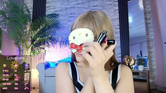 Snapshot of sakuramoss chatting on January 8, 11:49 am sakuramoss online show from January 8, 11:49 am