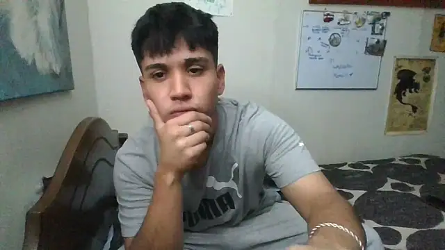 Snapshot of angxhot chatting on March 22, 2:26 am angxhot online show from March 22, 2:26 am