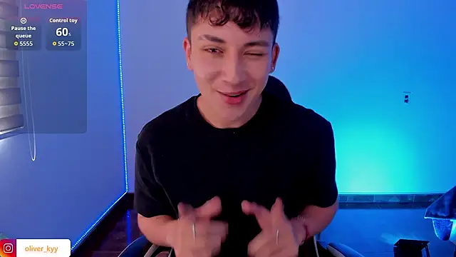 Snapshot of Casper___kyy chatting on February 9, 6:17 pm Casper kyy online show from February 9, 6:17 pm