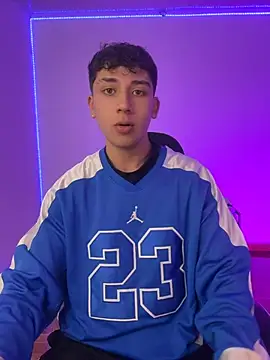 Snapshot of Casper___kyy chatting on November 7, 6:34 pm Casper kyy online show from November 7, 6:34 pm