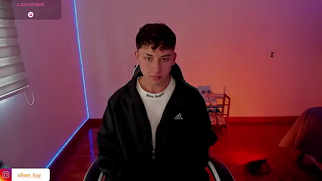 Snapshot of Casper___kyy chatting on November 19, 6:30 pm Casper kyy online show from November 19, 6:30 pm