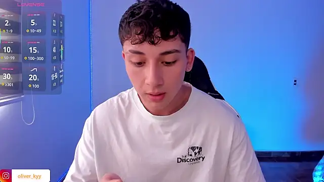 Snapshot of Casper___kyy chatting on March 4, 7:10 pm Casper kyy online show from March 4, 7:10 pm