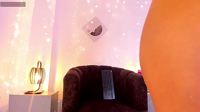 mystic carito online show from October 9, 8:09 pm