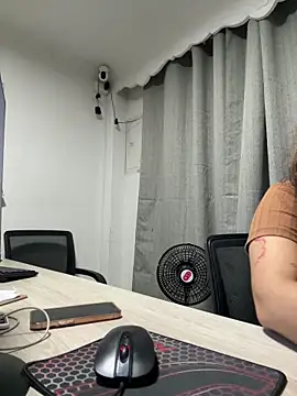 lana rousse01 online show from January 18, 6:44 pm