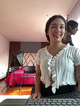 lana rousse01 online show from February 14, 9:15 pm