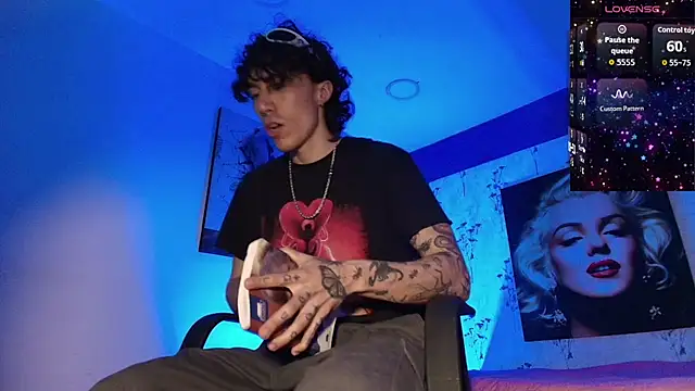 felix  star online show from November 5, 8:01 pm