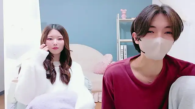 Reto-sama online show from December 1, 1:12 pm