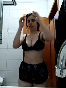 raposinharosada online show from November 13, 4:05 am