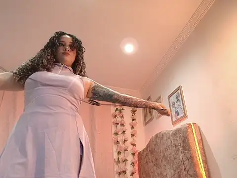 Snapshot of evansweett7 chatting on September 10, 11:26 pm evansweett7 online show from September 10, 11:26 pm