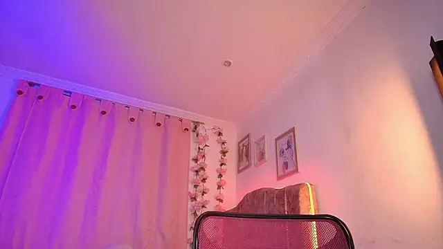 Snapshot of evansweett7 chatting on October 9, 1:39 am evansweett7 online show from October 9, 1:39 am