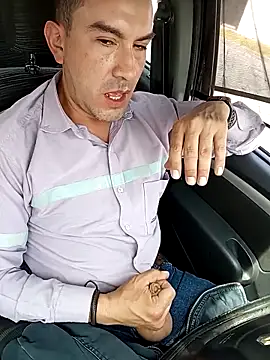 Blackaxes online show from December 17, 6:13 pm