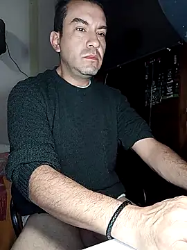 Blackaxes online show from December 3, 5:19 am