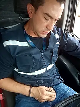 Blackaxes online show from January 8, 5:08 pm