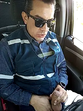 Blackaxes online show from November 7, 2:43 pm