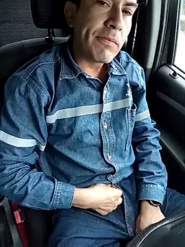 Blackaxes online show from November 5, 9:29 pm