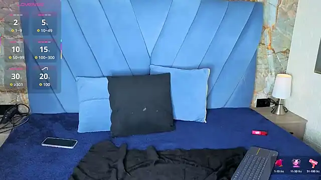 angel  red  online show from November 30, 1:28 am