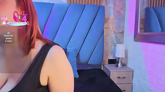 angel  red  online show from November 15, 2:59 am