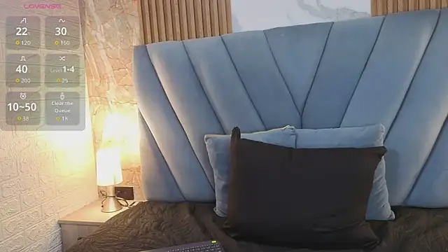 angel  red  online show from March 19, 3:17 am