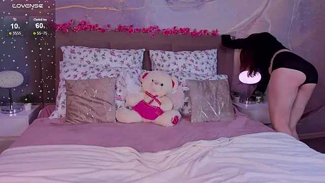 LanaAirlie online show from November 25, 3:07 am