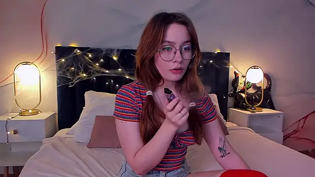 LanaAirlie online show from October 29, 10:14 am