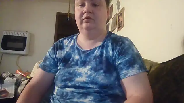 LittleBunny3 online show from October 12, 10:55 pm