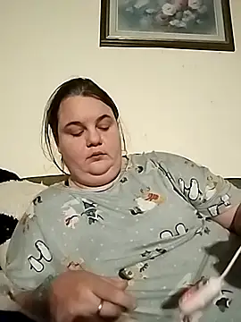 LittleBunny3 online show from November 10, 12:48 am