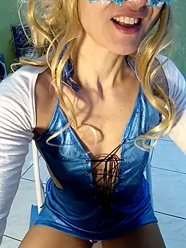 Snapshot of Monella78 chatting on November 29, 3:12 pm Monella78 online show from November 29, 3:12 pm