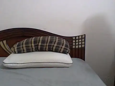 anu-anu2002 online show from March 21, 7:42 am