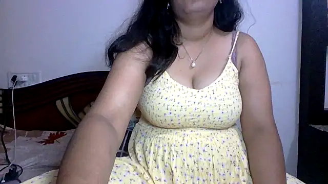 anu-anu2002 online show from May 26, 7:39 am