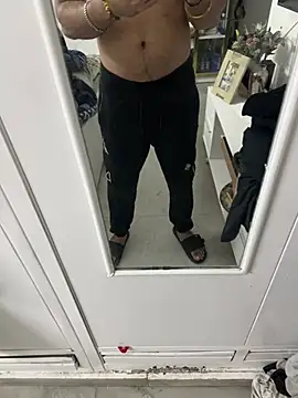 7 INCH MONSTER online show from February 12, 8:36 am