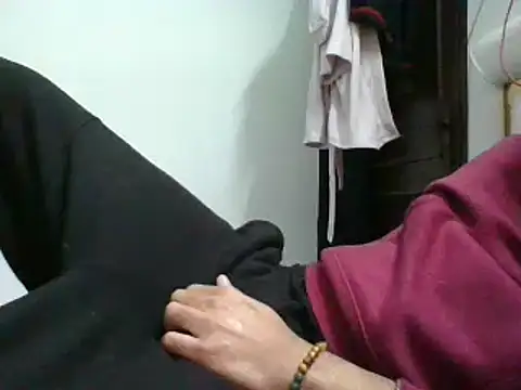 7 INCH MONSTER online show from January 8, 9:48 am