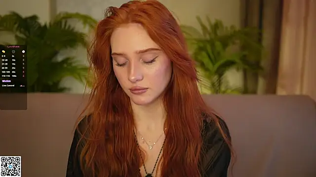 Snapshot of KissOfFlame chatting on November 10, 8:52 am KissOfFlame online show from November 10, 8:52 am