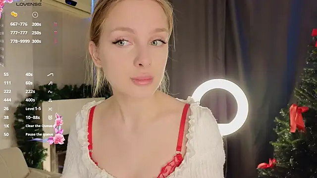 CindyGreen online show from December 18, 6:18 am