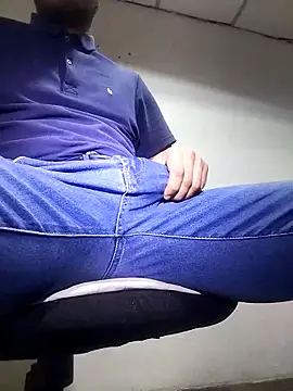 Bosssweet22cm online show from November 14, 1:15 pm