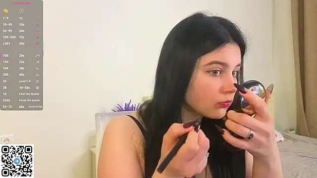 EnricaElis online show from March 6, 8:15 pm