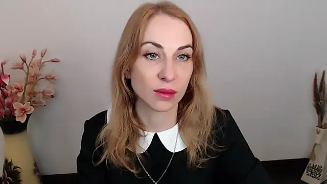 Snapshot of Create_your_own_sun chatting on October 8, 11:56 am Create your own sun online show from October 8, 11:56 am