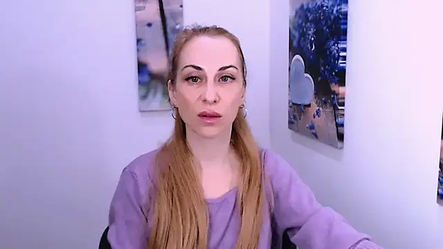 Snapshot of Create_your_own_sun chatting on October 10, 1:01 pm Create your own sun online show from October 10, 1:01 pm