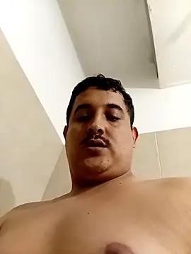 Snapshot of lameraverja123 chatting on November 30, 6:14 am lameraverja123 online show from November 30, 6:14 am