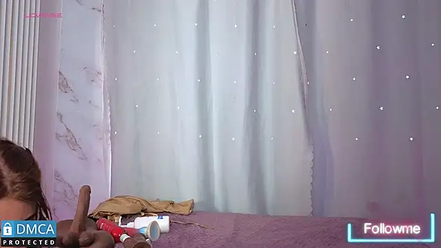 Snapshot of Jessi_Walker chatting on October 31, 3:19 pm Jessi Walker online show from October 31, 3:19 pm