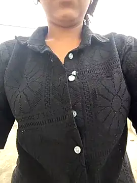 HOTSEXY KAVYA online show from August 6, 3:56 am