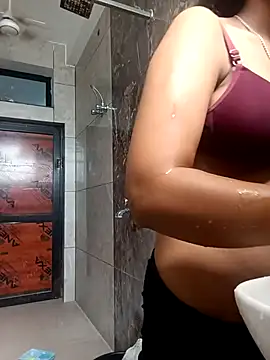 HOTSEXY KAVYA online show from September 10, 5:50 am